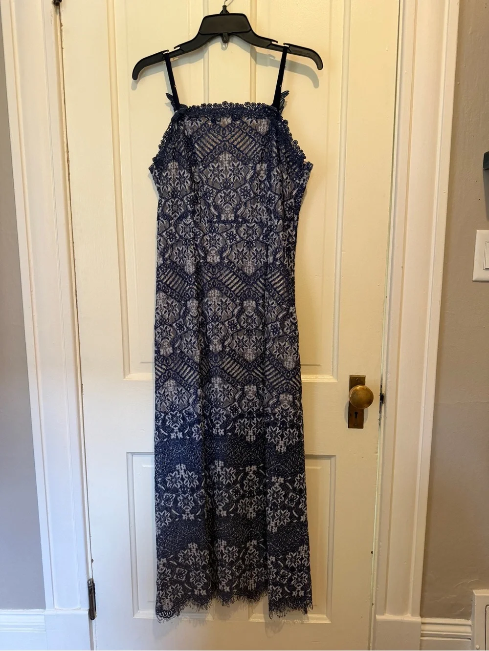 FOXIEDOX Navy Lace Midi Dress – Size Large – Worn Once
